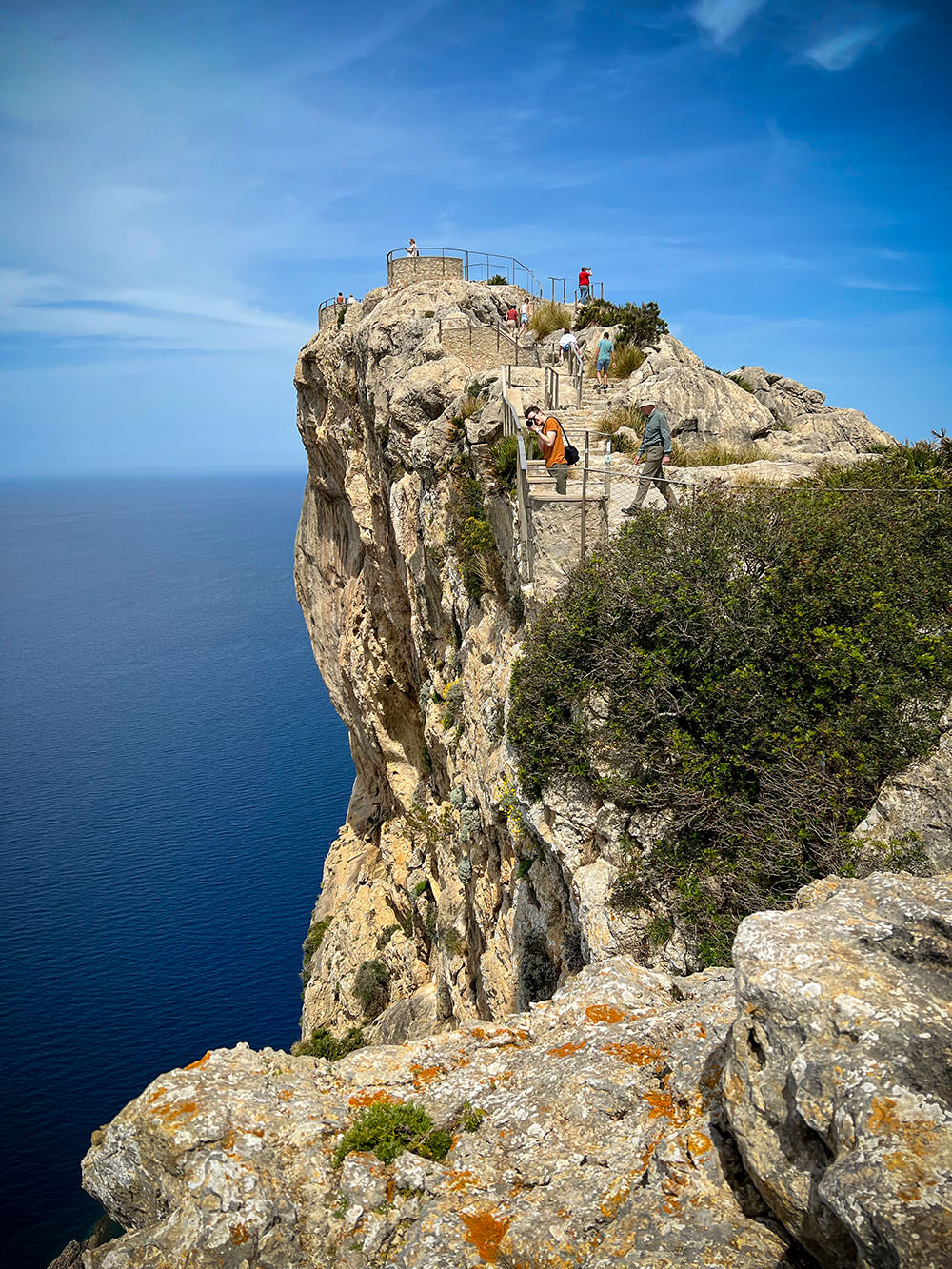 b6035-e11e0-52888632589-96169848c4-o